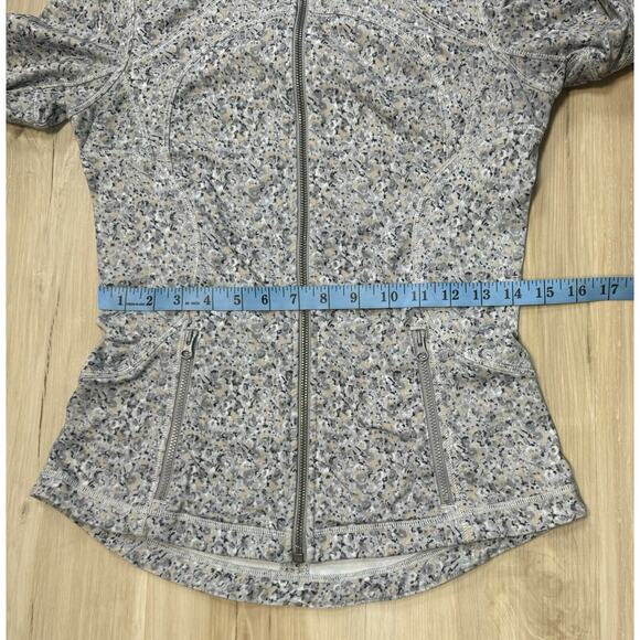 Lululemon Forme Jacket Luon Grey Taupe Speckled Animal Print W4B79S Size 6 / S - Picture 13 of 15